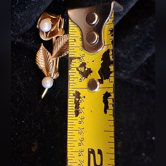 Gold Filled Rose Brooch with Faux Pearls - Picture 4 of 10